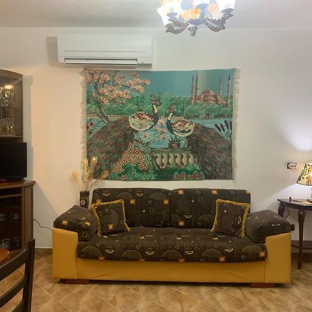 Vila Demaj! Free Parking Берат Екстер'єр фото
