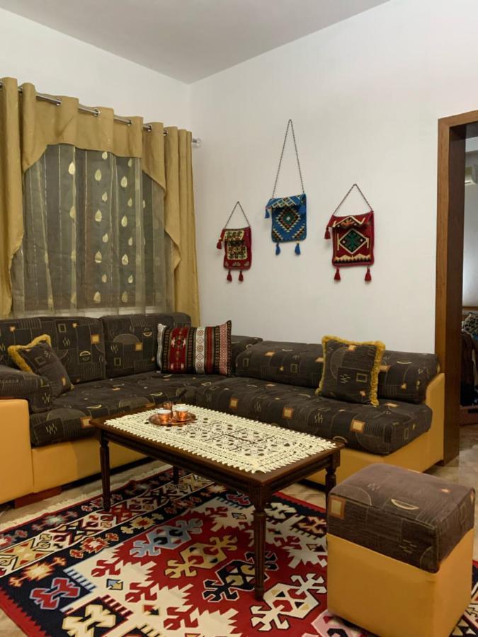 Vila Demaj! Free Parking Берат Екстер'єр фото