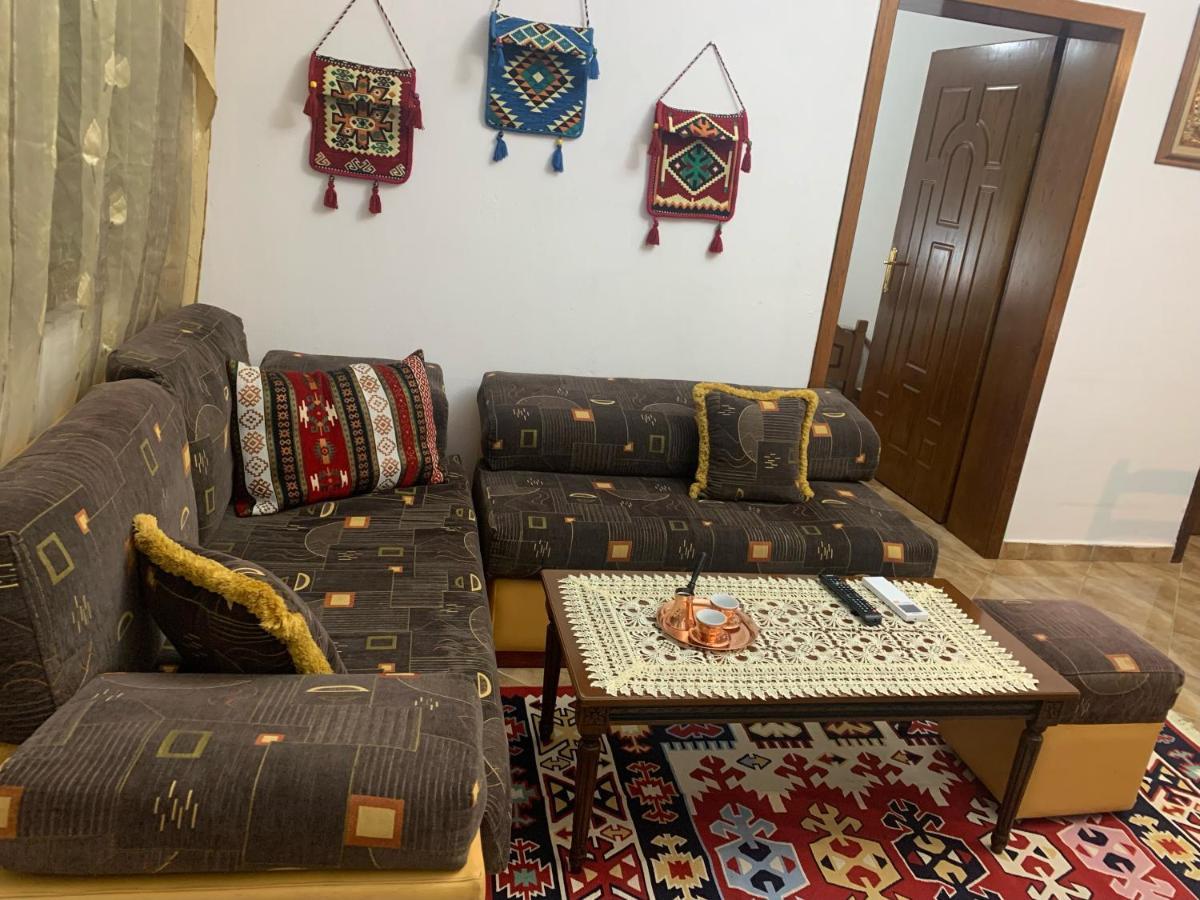 Vila Demaj! Free Parking Берат Екстер'єр фото