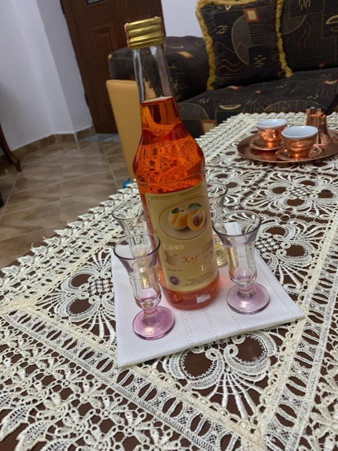 Vila Demaj! Free Parking Берат Екстер'єр фото