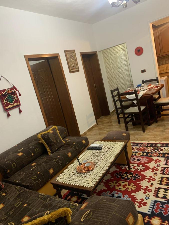Vila Demaj! Free Parking Берат Екстер'єр фото