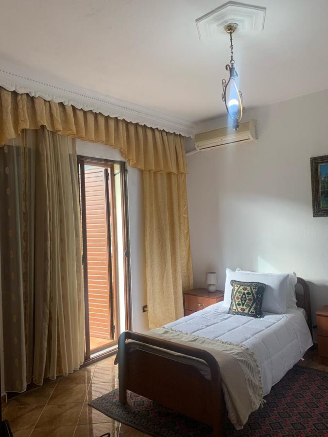 Vila Demaj! Free Parking Берат Екстер'єр фото