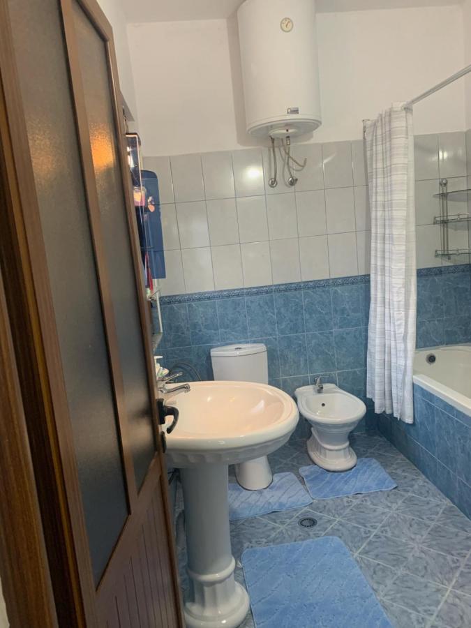 Vila Demaj! Free Parking Берат Екстер'єр фото